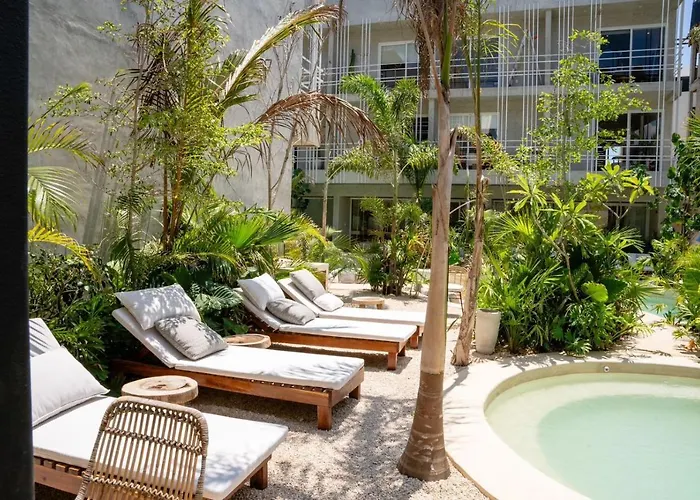 Jungle Chic *