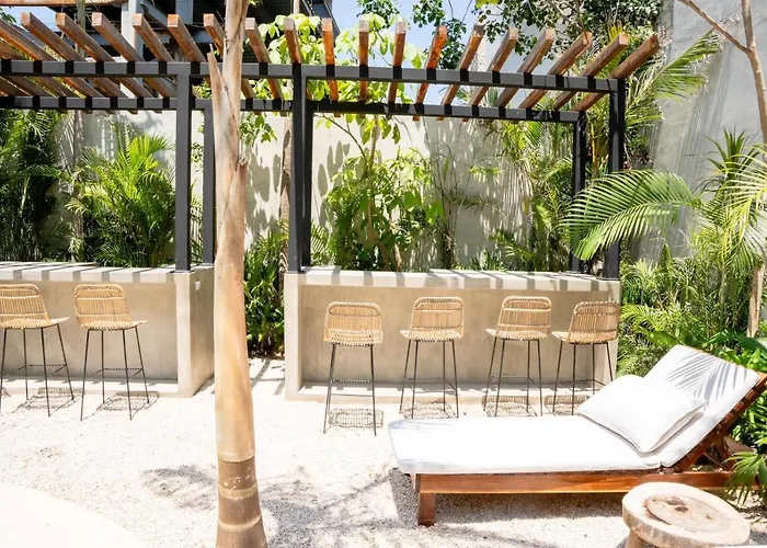 Jungle Chic